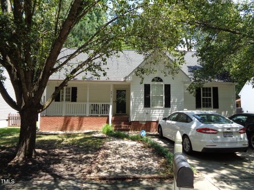 3419 Streams Of Fields Dr, Raleigh, NC, 27604-5203 | Card Image