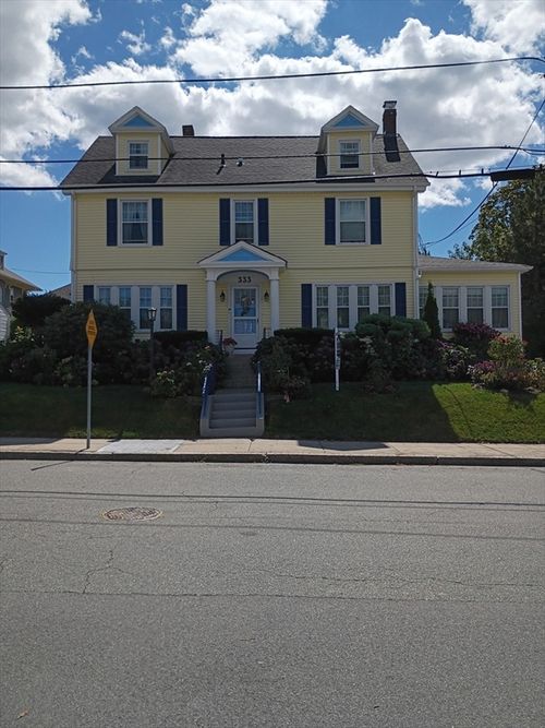 333 Langley St, Fall River, MA, 02720-4031 | Card Image
