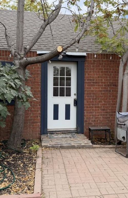613 Storey Ave, Midland, TX, 79701-3228 | Card Image