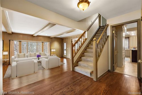 1300 Northlawn Blvd, Birmingham, MI, 48009-5006 | Card Image