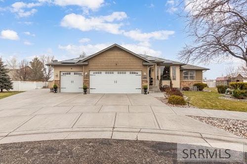 1649 Sunny Pine Way, Idaho Falls, ID, 83404-8255 | Card Image