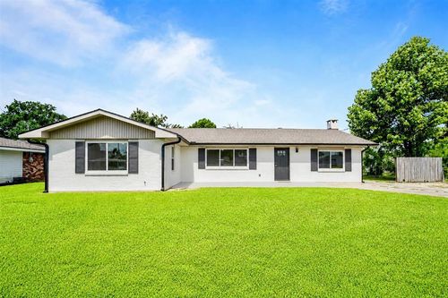 1221 Matilda St, Westlake, LA, 70669-4723 | Card Image