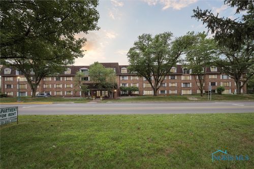apt-1a-4343 W Bancroft St, Ottawa Hills, OH, 43615-3949 | Card Image