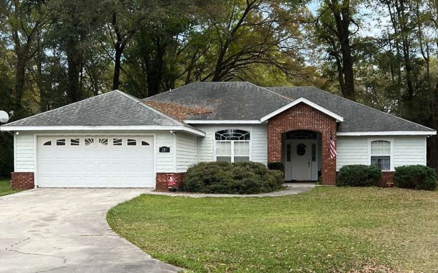Melba Gln, Lake City, FL 32024