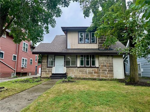 3397 Beechwood Ave, Cleveland Heights, OH, 44118-1801 | Card Image