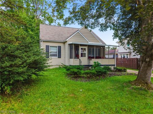 351 Hoover Ave, Akron, OH, 44312-1416 | Card Image