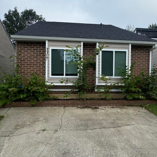 3317 Fox Trace Rd, Lexington, KY, 40515-1074 | Card Image