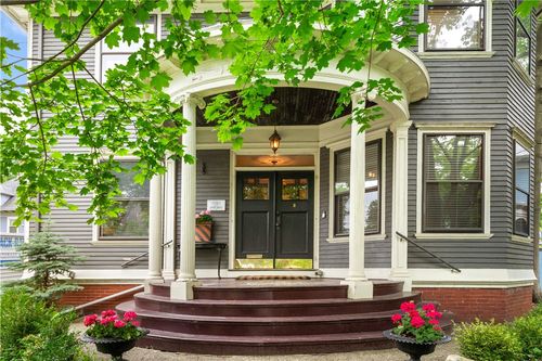 40 Princeton Ave, Providence, RI, 02907-4115 | Card Image