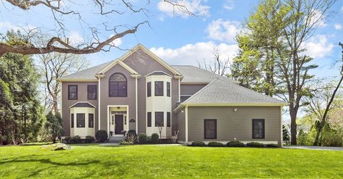15 Summer St, Lexington, MA, 02420-2813 | Card Image
