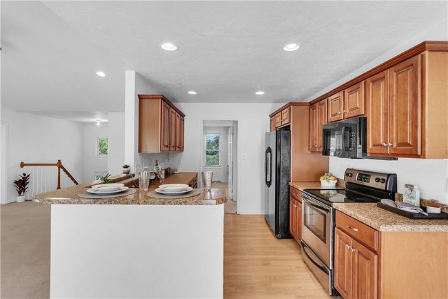 106 Cougar Ln, House other with 4 bedrooms, 3 bathrooms and 4 parking in Claridge PA | Image 5
