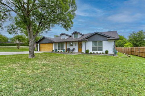 1201 Oakhurst Dr, Southlake, TX, 76092-9228 | Card Image