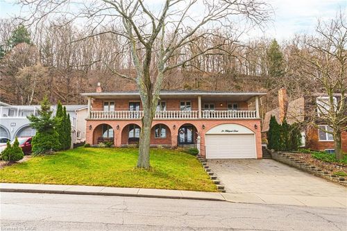 24 Hildegard Dr, Hamilton, ON, L8K5R9 | Card Image