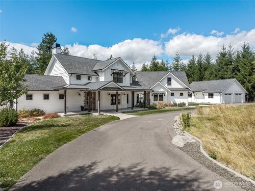 4327 Creekview Ln Nw, Olympia, WA, 98502-9740 | Card Image