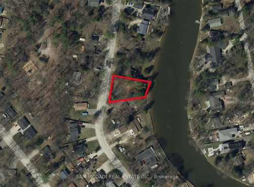 490 Oxbow Park Dr, Wasaga Beach, ON, L9Z2T8 | Card Image