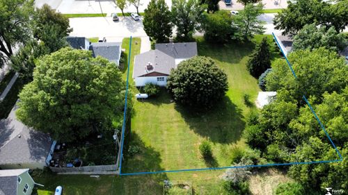 406 N Pear St, Shickley, NE, 68436-3106 | Card Image