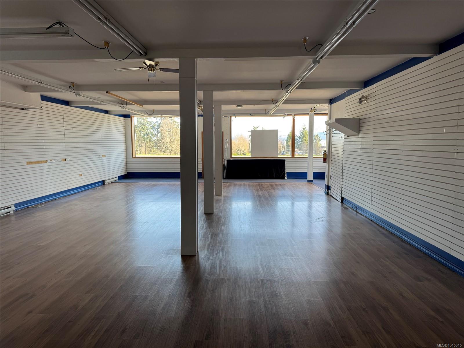 Commercial Lease in Parksville 2