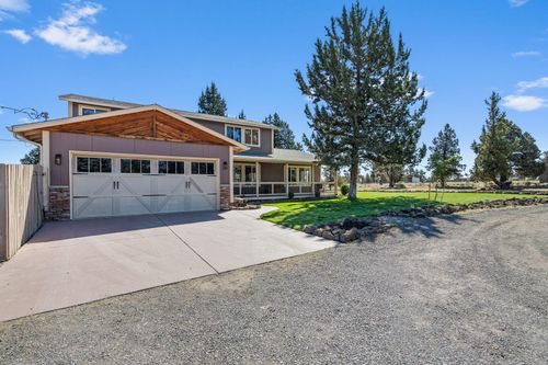 5275 Nw Homestead Way, Redmond, OR, 97756-9196 | Card Image