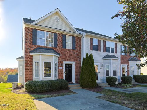 8330 Bratt Ave, Wake Forest, NC, 27587-4315 | Card Image