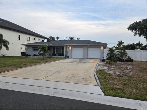 106 15th St, BELLEAIR BEACH, FL, 33786-3308 | Card Image