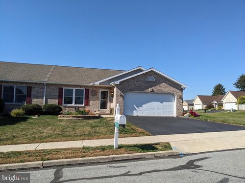 3074 Center Rd, NORTHAMPTON, PA, 18067-1005 | Card Image