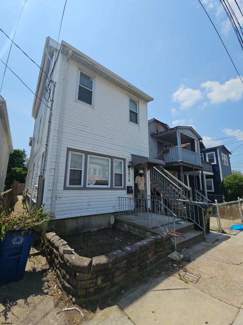 2016 Grant Ave, Atlantic City, NJ, 08401-2046 | Card Image