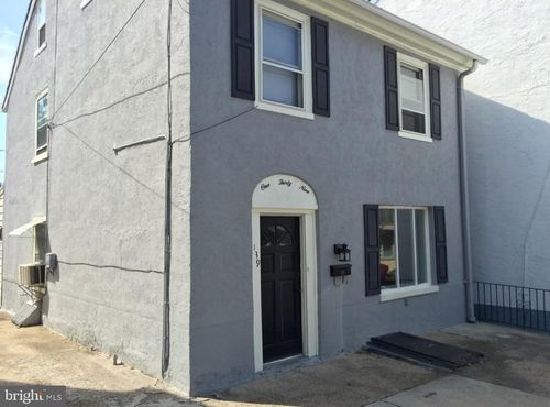 139 Gay St, PHILADELPHIA, PA, 19127-1323 | Card Image