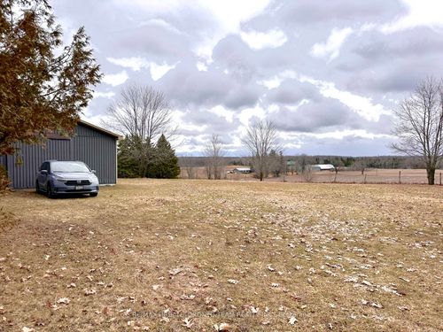 414 Northline Rd, Fenelon Falls, ON, K0M1N0 | Card Image
