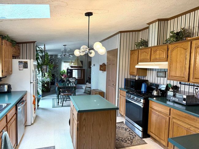 4852 Sampson Road, House other with 3 bedrooms, 2 bathrooms and null parking in Pensaukee WI | Image 26