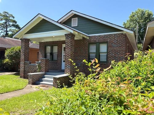 921 W 46 Street, savannah, GA, 31415 | Card Image
