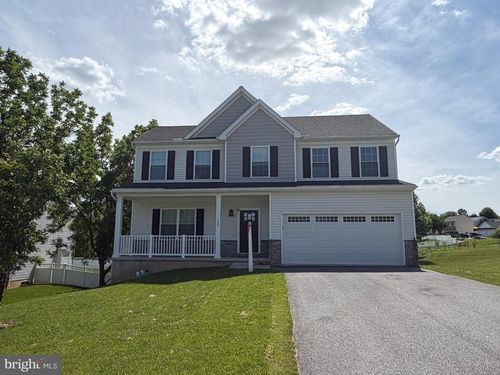 160 Payne Dr, MOUNT WOLF, PA, 17347-9215 | Card Image