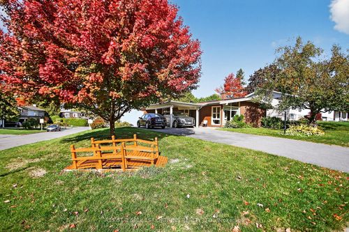 24 Barnes Cres, Nepean, ON, K2H7C2 | Card Image