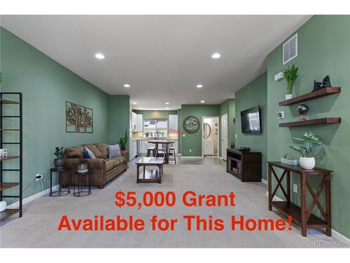 unit-16e-11250 Florence St, Commerce City, CO, 80640-9386 | Card Image