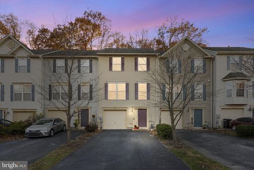27 Branford Way, Coatesville, PA, 19320-4046 | Card Image
