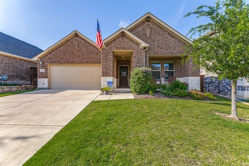 209 Kirwin Dr, Fort Worth, TX, 76131-2465 | Card Image