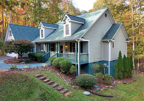 1514 Smithfield Ln, Young Harris, GA, 30582-2148 | Card Image