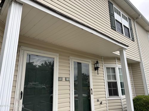 apt-h6-2375 Vineyard Dr, Winterville, NC, 28590-9570 | Card Image