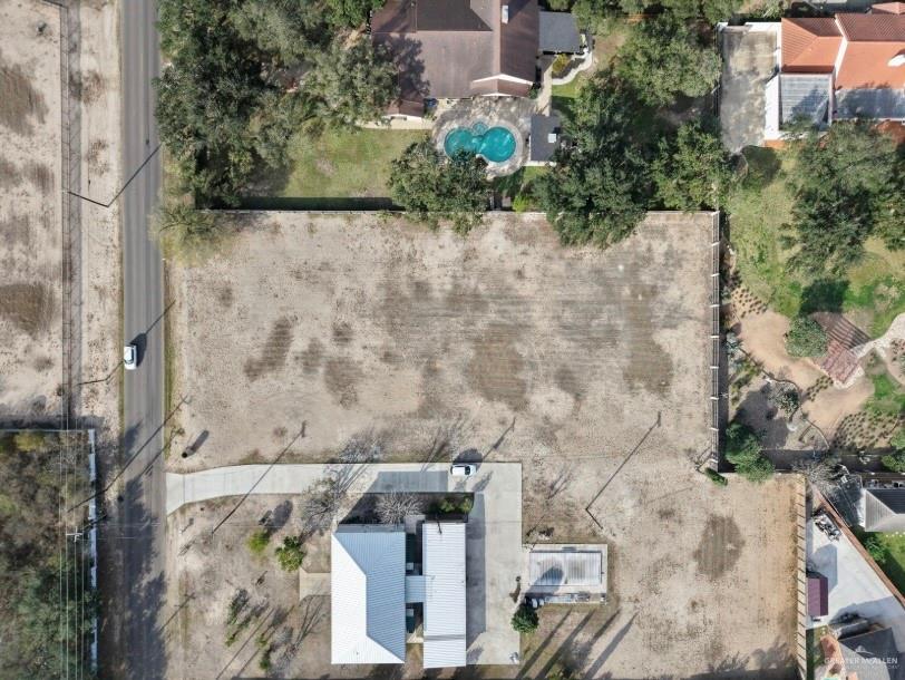 Land in Mission 4