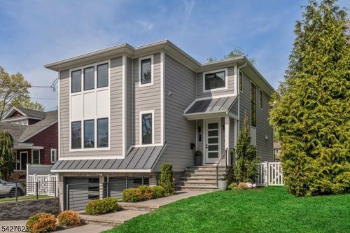 67 Westervelt Pl, Cresskill, NJ, 07626-1619 | Card Image