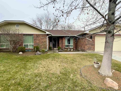 10204 W Edna St, Boise, ID, 83704-3966 | Card Image