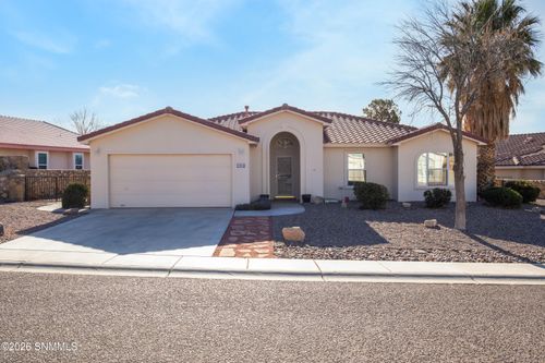 3916 Tiger Woods Dr, Las Cruces, NM, 88011-4998 | Card Image
