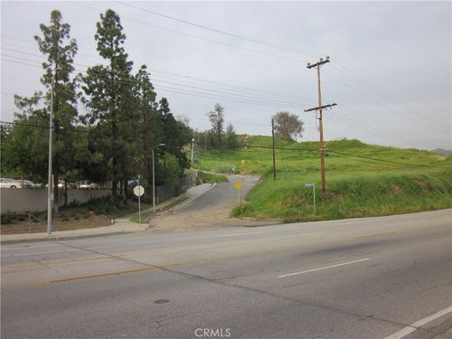 11819 Kagel Canyon St, Lake View Terrace, CA, 91342-7218 | Card Image