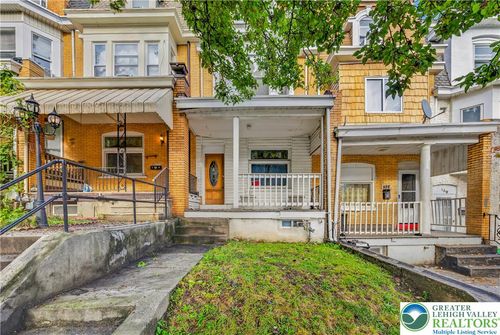 135 N 12th St, Allentown, PA, 18102-3870 | Card Image