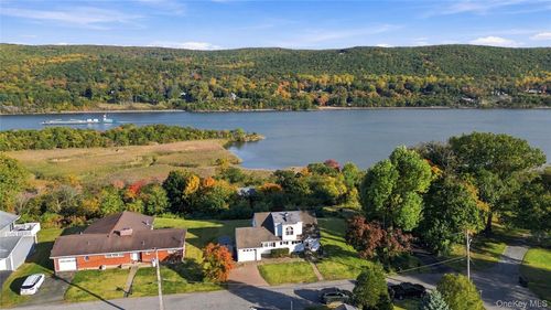 2 Drury Lane, Highlands, NY, 10928 | Card Image