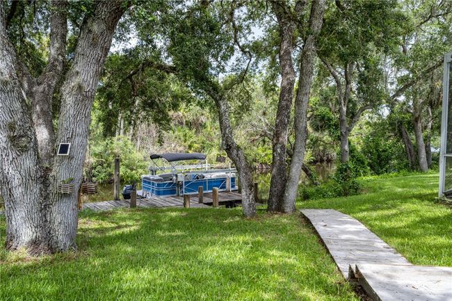 548 Cross Creek Cir, House other with 3 bedrooms, 3 bathrooms and null parking in Sebastian FL | Image 31