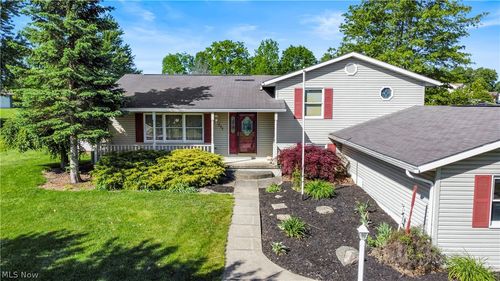 633 King Ridge Ct, Ashland, OH, 44805-3679 | Card Image