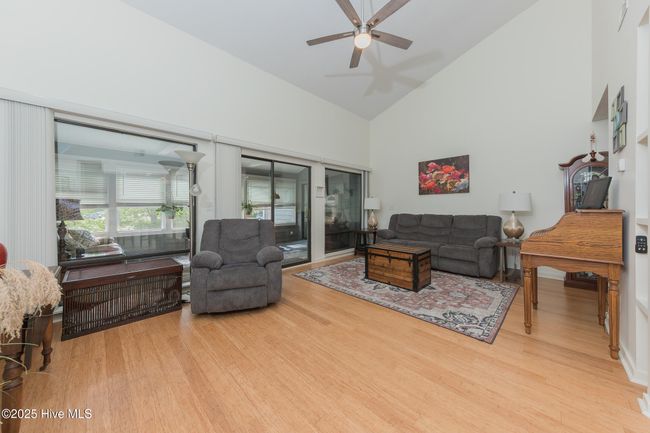 UNIT-406 - 732 Azalea Dr, Condo with 2 bedrooms, 2 bathrooms and null parking in Hampstead NC | Image 7