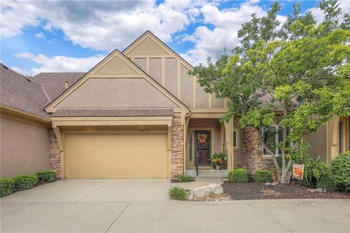 14075 S Summit St, Olathe, KS, 66062-5193 | Card Image