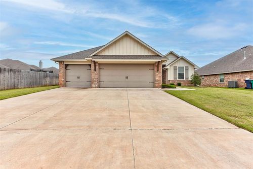 14209 Kamber Drive, Yukon, OK, 73099 | Card Image