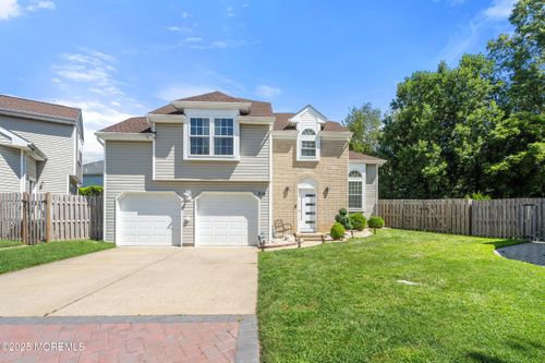 210 Kentucky Way, Freehold, NJ, 07728-4612 | Card Image