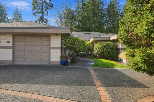 1176 Lee Rd, Parksville, BC, V9P2L2 | Card Image